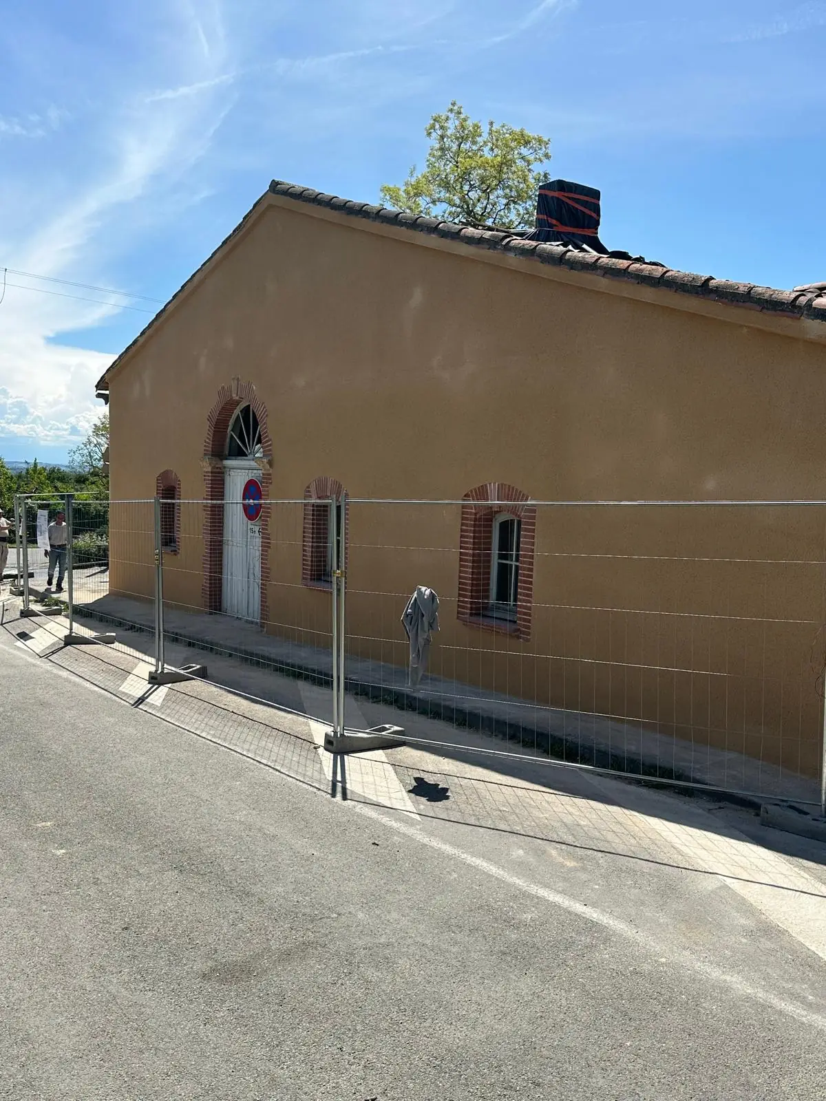 Rénovation de façade d'une maison en zone urbaine à Toulouse, chantier RK Pyrénées Construction
